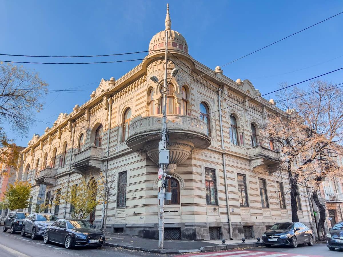 Sofiko Apartment In A Legendary Building 트빌리시 외부 사진